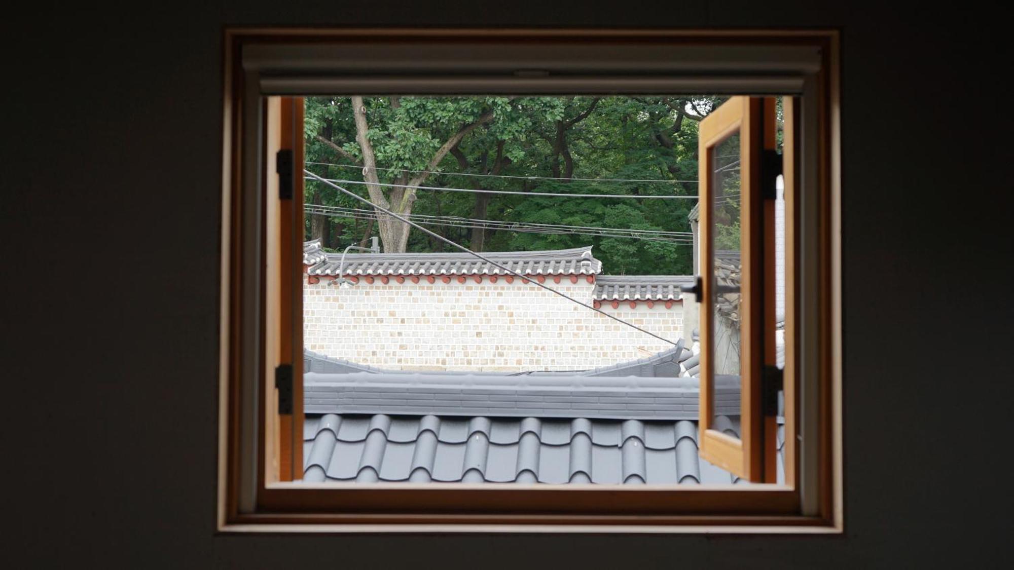 The Korean Traditional Hanok In Downtown Seoul For Convenient Public Transportation - Seoul Ari Exterior photo