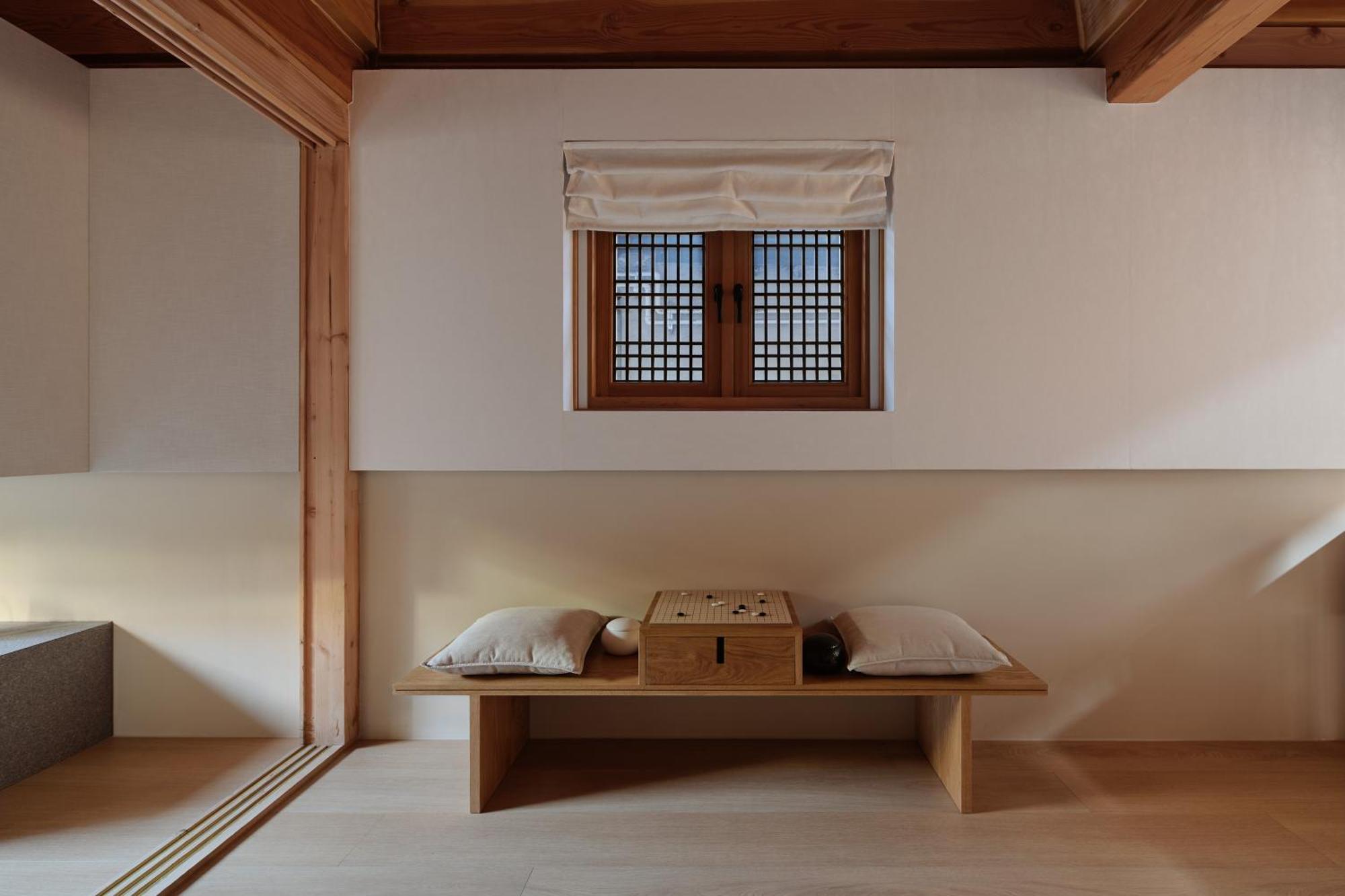 The Korean Traditional Hanok In Downtown Seoul For Convenient Public Transportation - Seoul Ari Exterior photo
