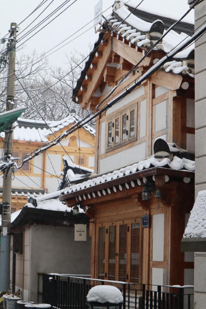 The Korean Traditional Hanok In Downtown Seoul For Convenient Public Transportation - Seoul Ari Exterior photo